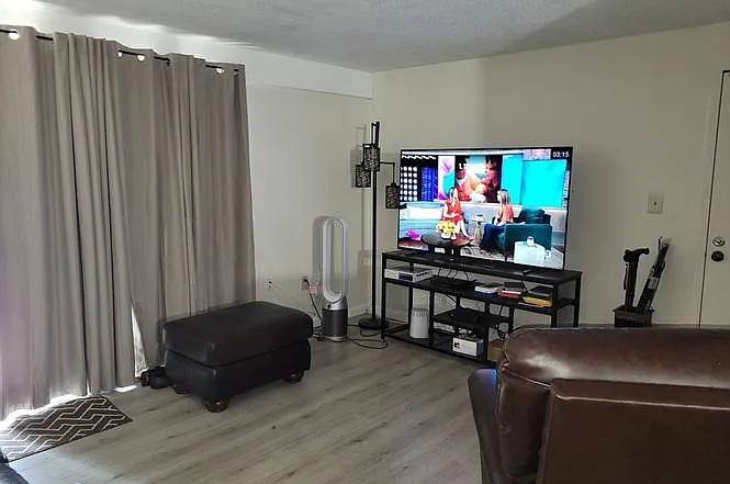 4 Post Oak Ln #15 — Photo 3