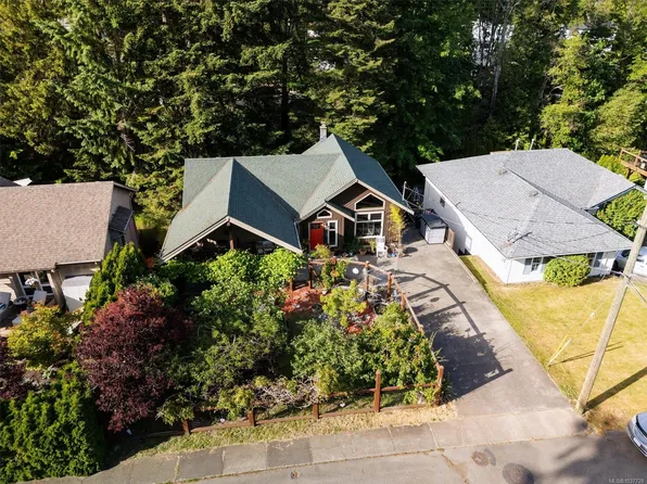 1456 Hurford Ave, Courtenay, BC V9N 6X3