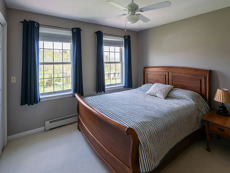 Serenity Dr — Photo 16