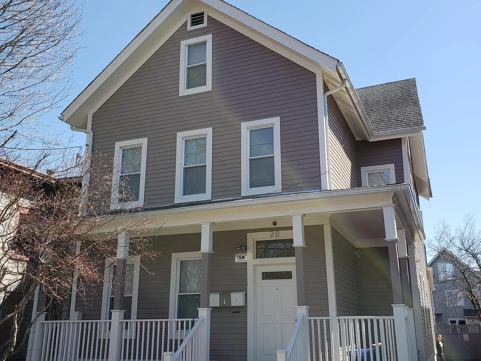 3 bed, 1.5 bath, 1189 sqft, $3,500 — Photo 3
