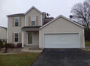 1214 Wood Edge Cir, Mishawaka, IN