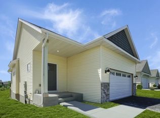 1143 Seurer St, Elko New Market, MN 55054