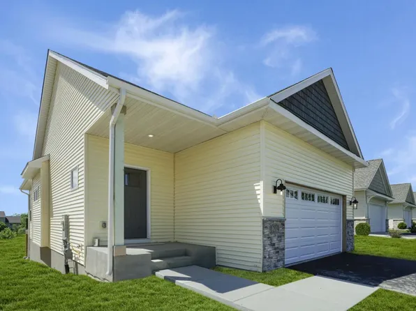 1143 Seurer St, Elko New Market, MN 55054
