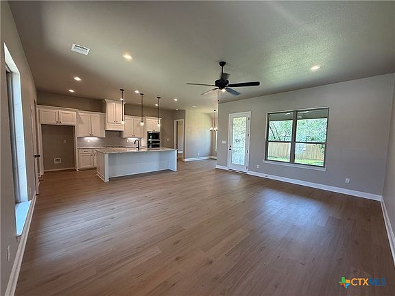 3rd image of 1213 Shirley Faye Ln