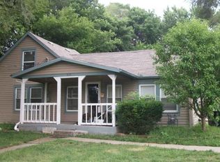 925 N Myrtle St, Pleasant Hill, MO 64080