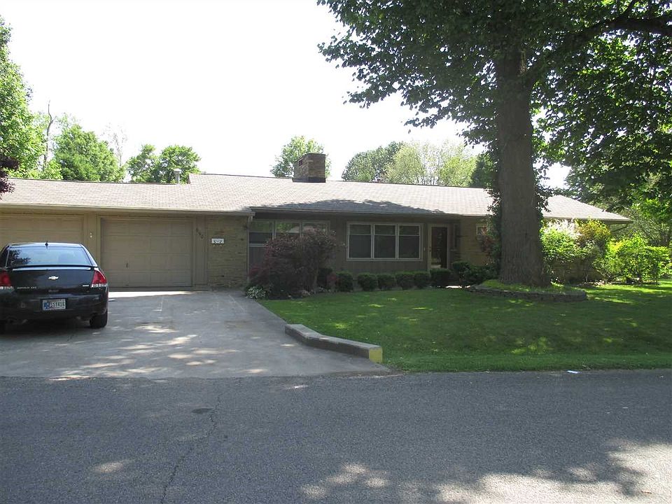 1st image of 690 East Dr