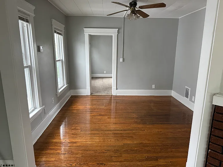 516 Washington Ave #A — Photo 14
