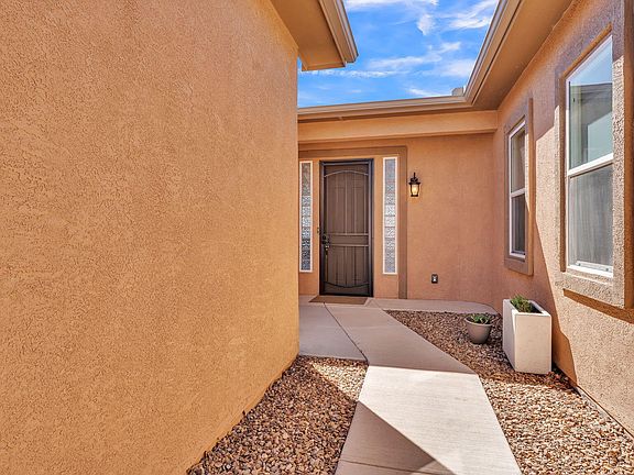 5th image of 4091 Red River Rd SW