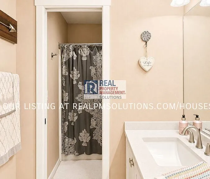 11715 SW Denfield St — Photo 59