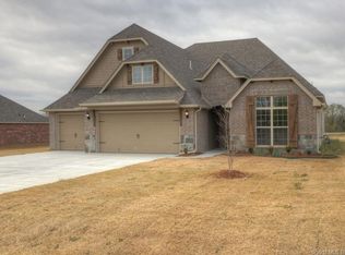 16722 E 115th St N, Owasso, OK 74055