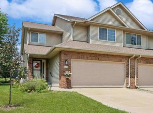 110 E Weston Dr, North Liberty, IA 52317
