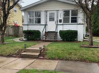 2204 42nd St, Rock Island, IL