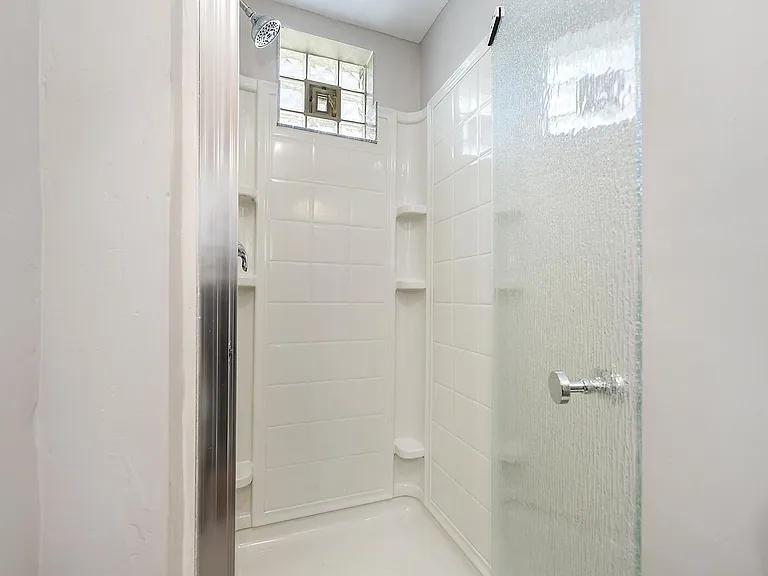 1811 Harcum Way — Photo 19
