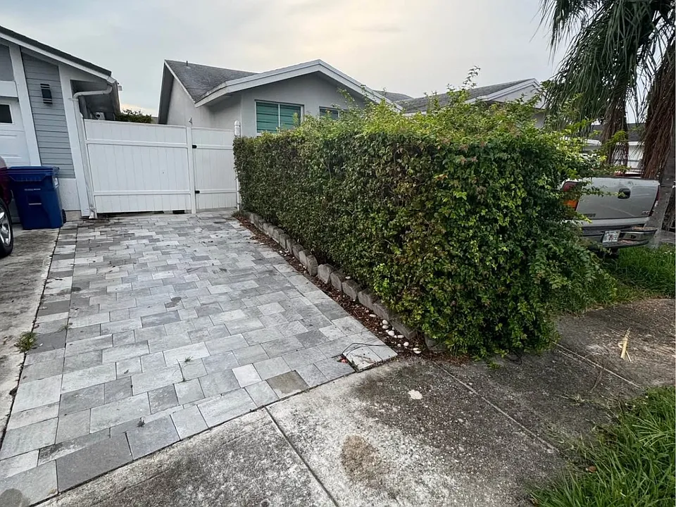 11515 SW 172nd Ter #2