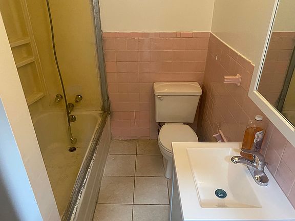 4th image of 351 Shirley Ave