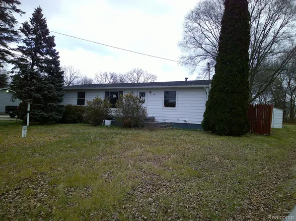 13148 N Saginaw Rd, Clio, MI 48420