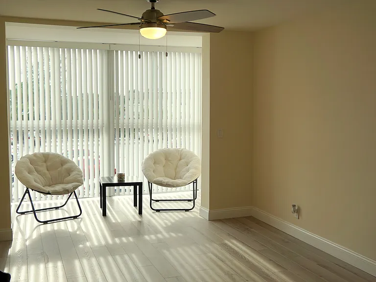 2851 Somerset Dr #27 — Photo 8
