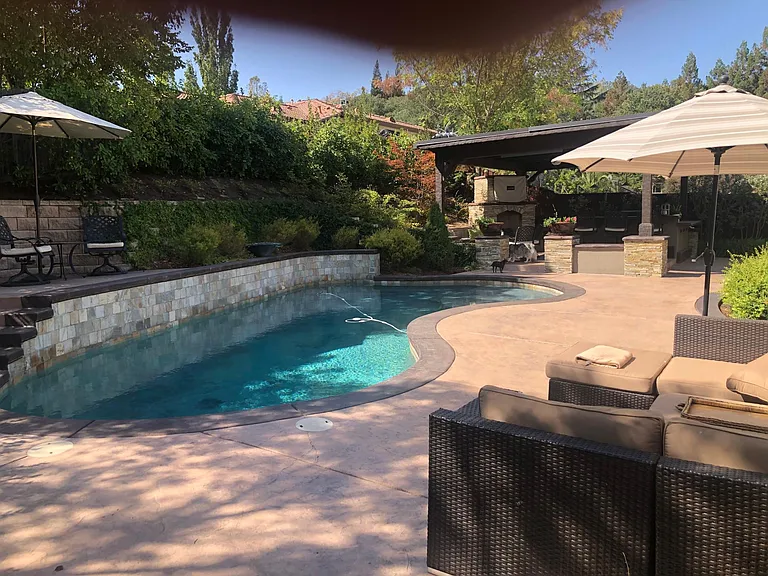 5195 Equestrian Ct — Photo 2