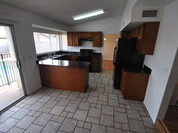 5th image of 6926 W Oregon Ave