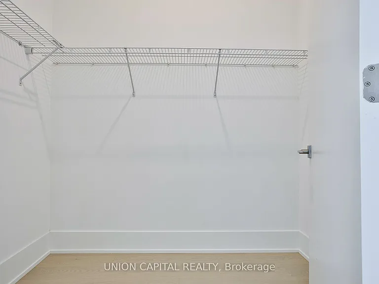 36 Olive Ave #Townhouse 103 — Photo 17