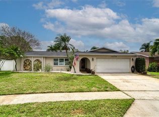 12410 Monarch Cir, Seminole, FL 33772
