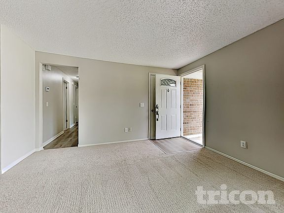 3rd image of 2659 Pinewood Blvd E