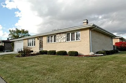 545 Fawn Ct photo 1