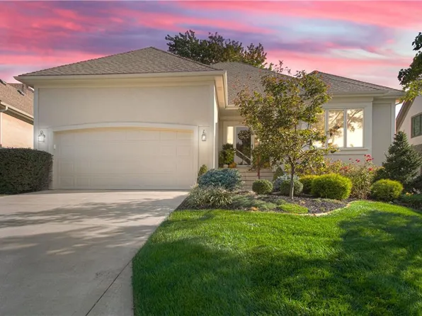 7912 W 118th St, Overland Park, KS 66210