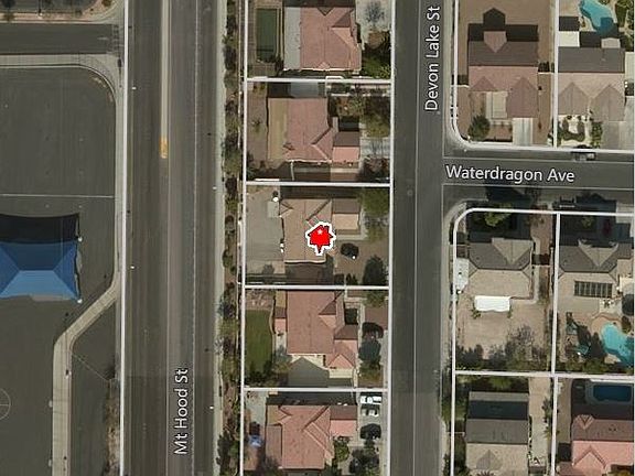 2nd image of 1163 Devon Lake St