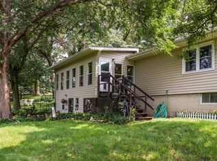 2680 Wapsi Ridge Dr, Walker, IA 52352