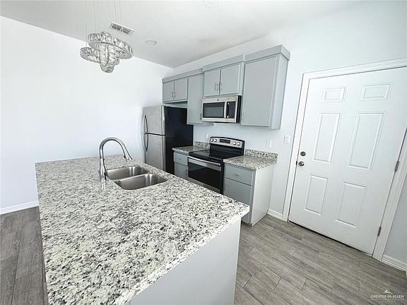 5th image of 3815 Las Vistas Ln #5