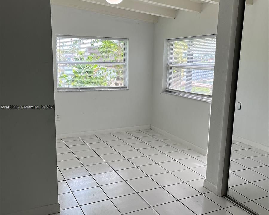 1st image of 8322 NW 185 B Unincorporated
