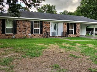 1587 Genie Fairway, Greenville, MS 38701