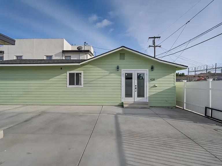 4286 Marlborough Ave — Photo 15