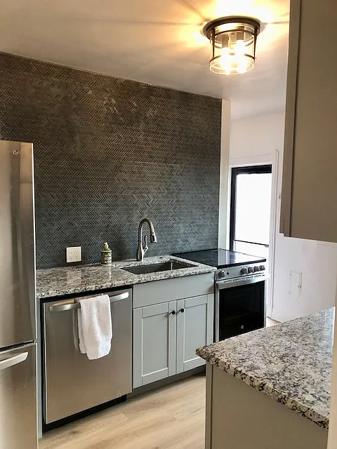 318 E Platte Ave #2