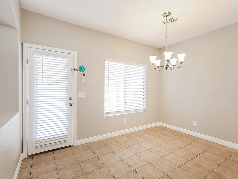 5016 Running Rapids Ave — Photo 7