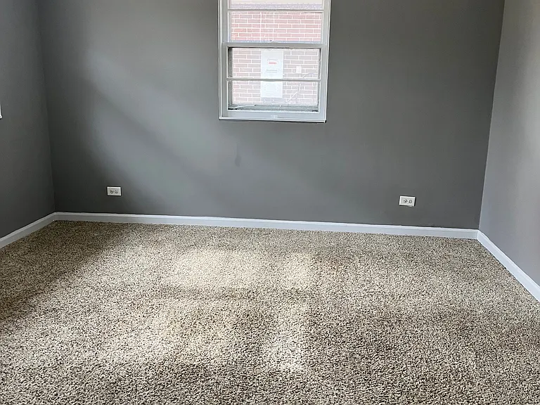29W677 Butterfield Rd — Photo 14