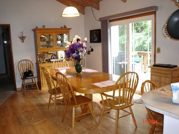 Dining Room Area
