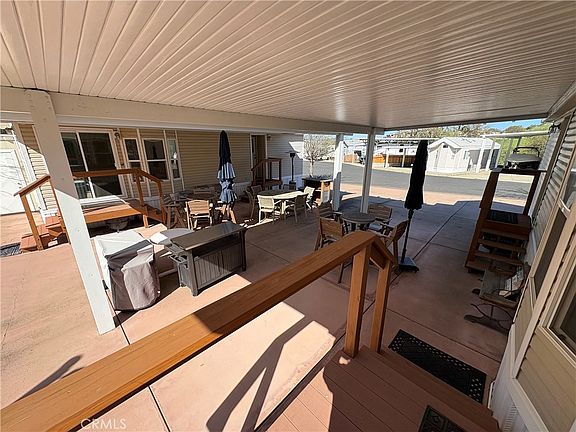 4th image of 2358 Comanche Way