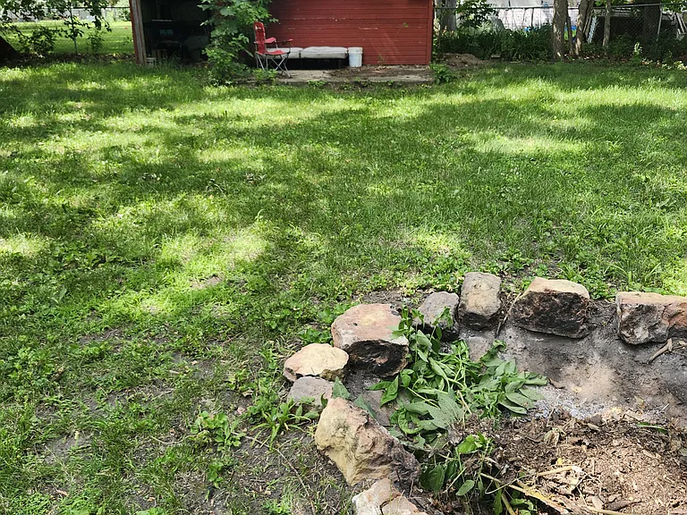 550 Pearl Ave — Photo 3