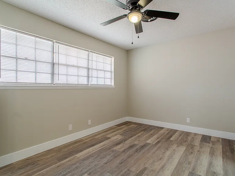 621 S Hayes St #7 — Photo 12