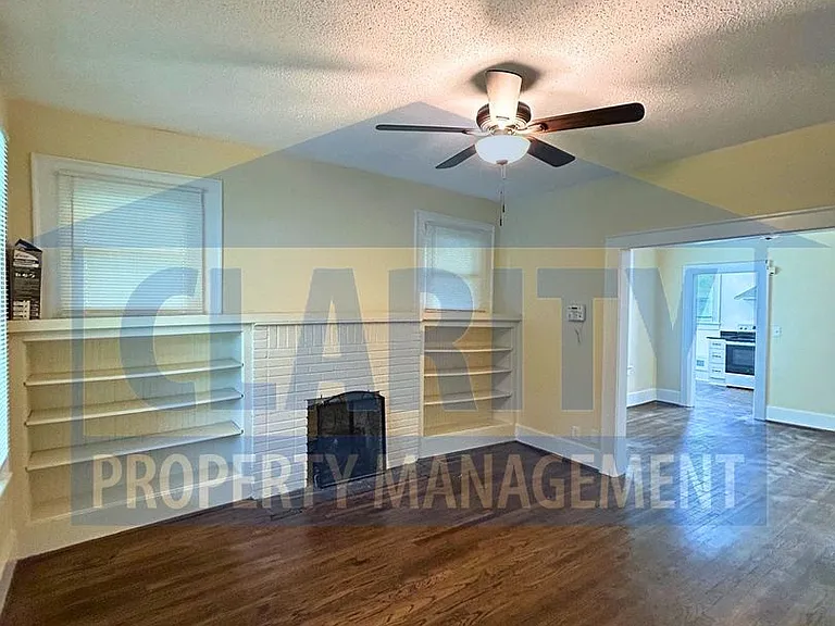 920 East Ave — Photo 7