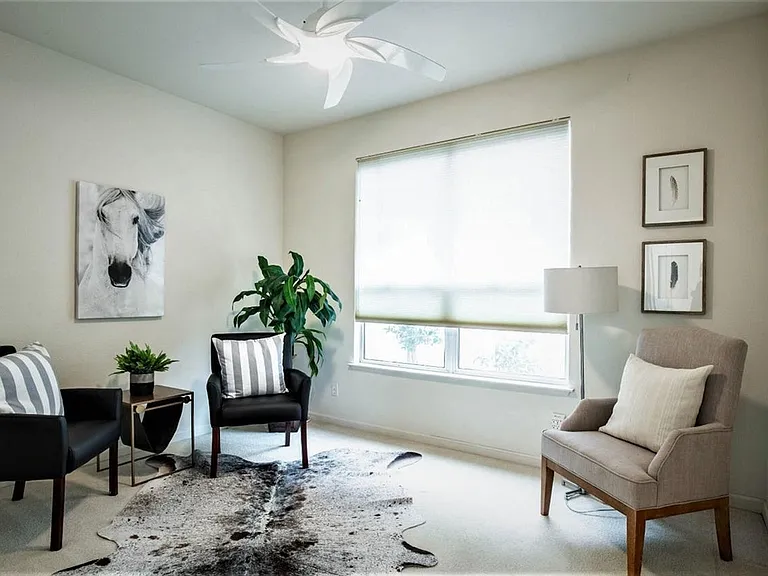 3233 Quail Hollow Dr #1 — Photo 6