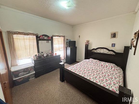 4th image of 505 N Maple St