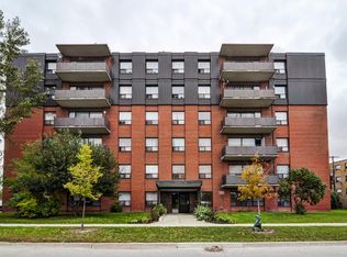 1555 Birchmount Rd #204, Toronto, ON M1P2H2