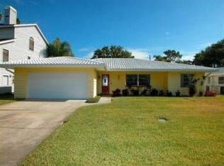 1737 Santa Barbara Dr, Dunedin, FL 34698