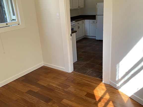 5th image of 431 Frederick St APT 2