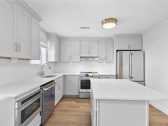 2nd image of 1228 8th St APT 211