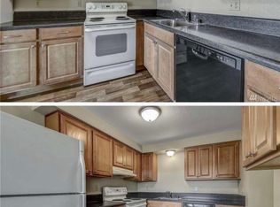 19611 24th Dr SE #B, Bothell, WA 98012