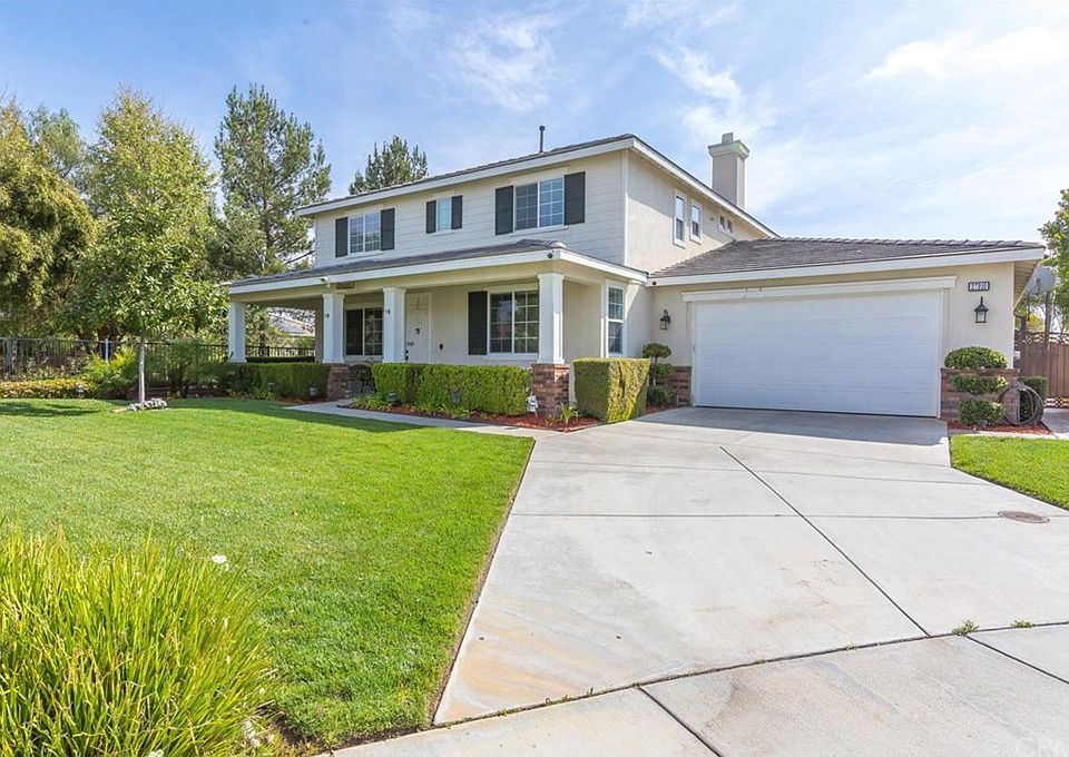 1st image of 27910 Hide Away Ct